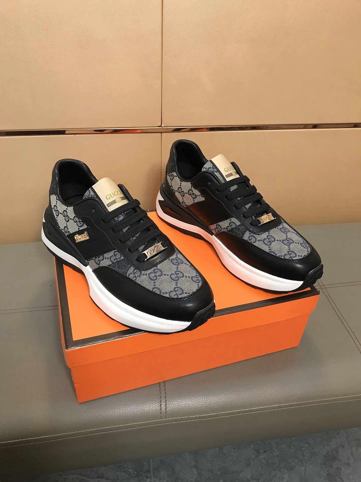 Ex-factory price 442 👟👟🆕🆕 (GUCCI) latest casual and fashionable men's shoes, hot style 💥 simple and elegant style, exclusive for trendy men, the upper is made of cowhide + brand printed fabric, sheepskin lining + foot pads, soft and comfortable outsole! 38-44.